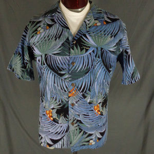 EUC Hilo Hattie Blue Jungle Hawaiian Shirt  Large